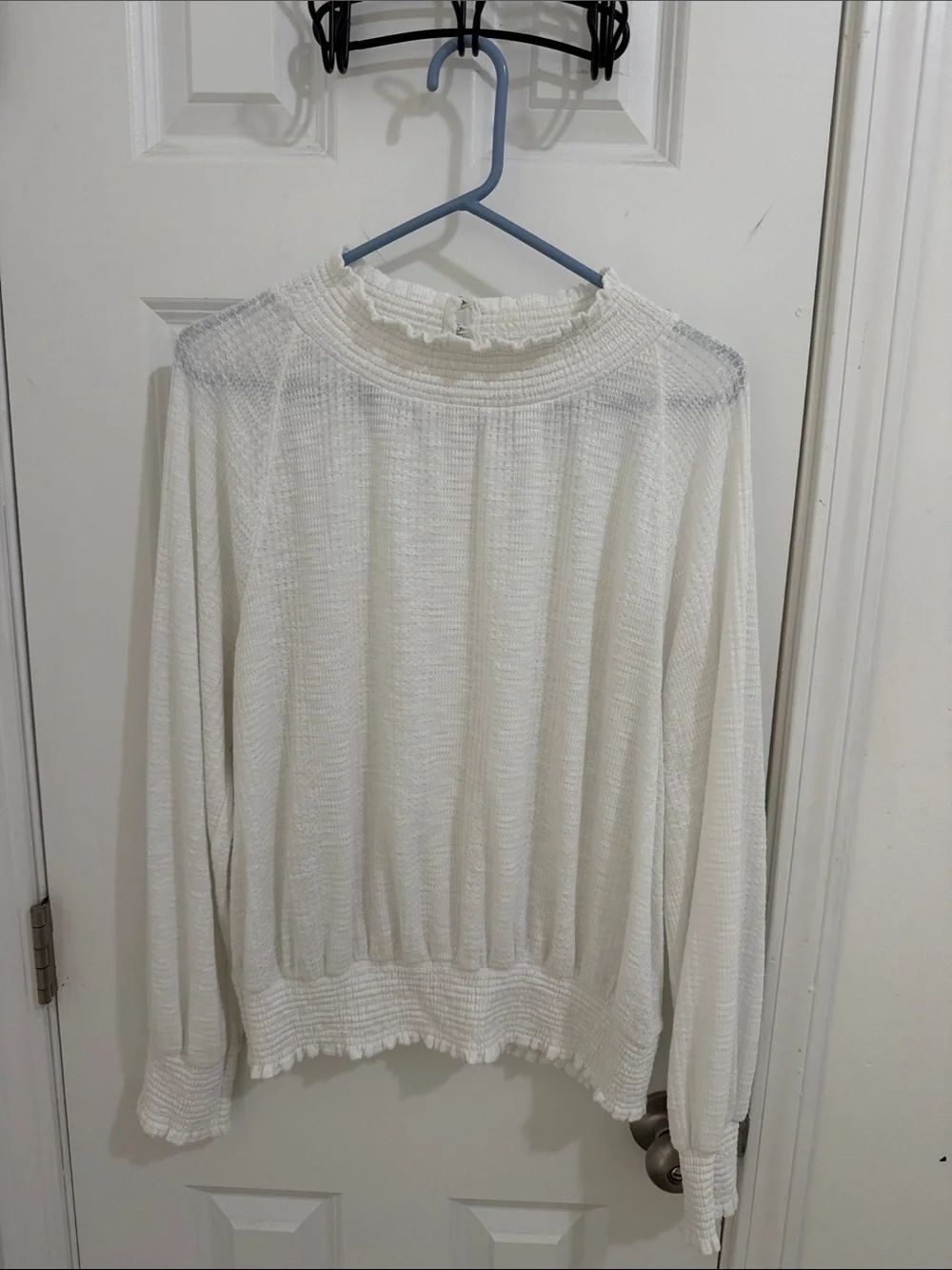 Free People White Lightweight Textured Mock Neck Blouse Size Large